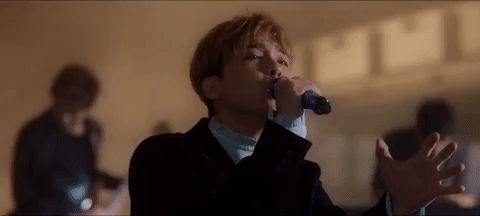 k-pop wind GIF