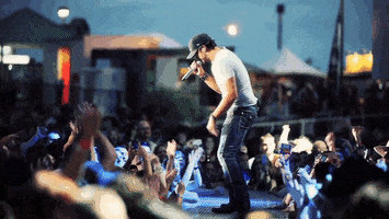 luke bryan GIF