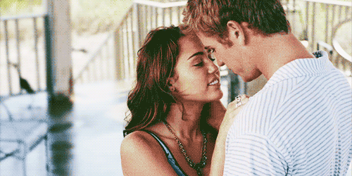 Nicholas Sparks GIF by GoPlay