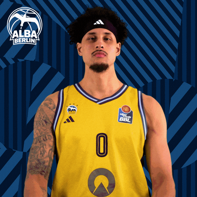 Basketball Michael GIF by ALBA BERLIN