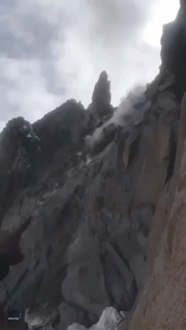 'Close Call': Climbers Witness Landslide on the French Side of Mont Blanc Massif