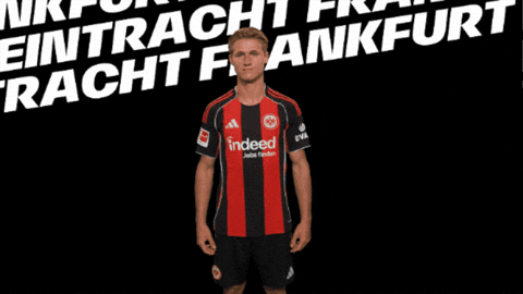 Heart Bundesliga GIF by Eintracht Frankfurt