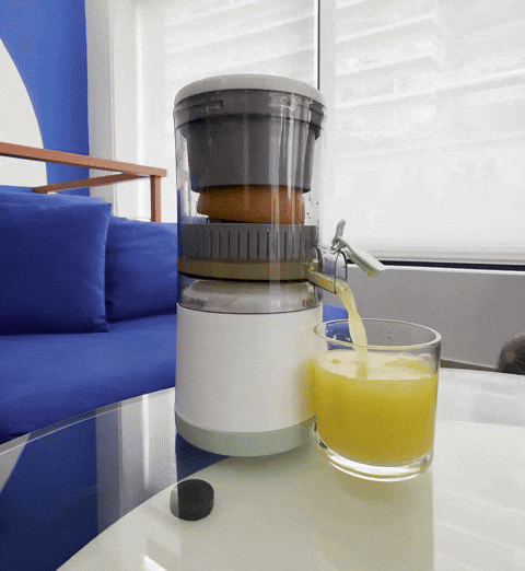Juguera automática exprime naranjas