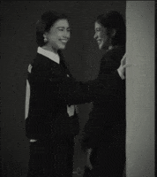 Mywalo GIF