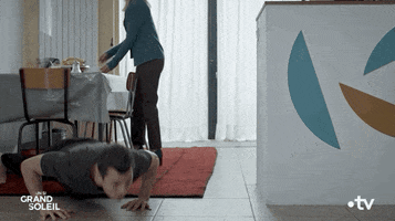 Pump Eliott GIF by Un si grand soleil