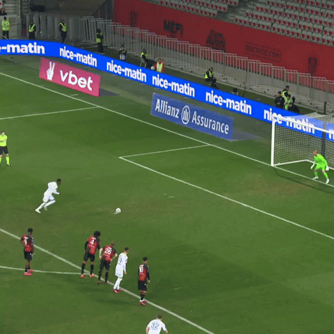 Schmeichel vs Balogun (Reims)