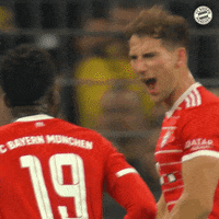 Leon Goretzka Football GIF by FC Bayern Munich