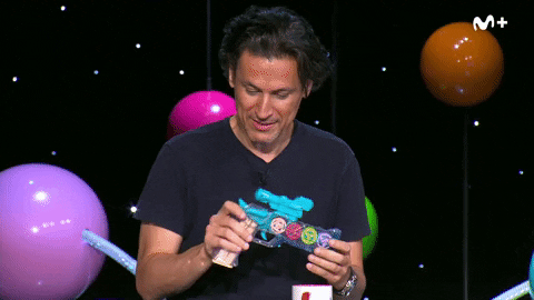 Ilustres Ignorantes Gun GIF by Movistar Plus+