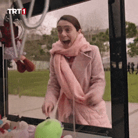 Happy Merve Dizdar GIF by TRT