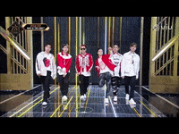 Ikon Bobby GIF