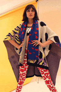 pays GIF by Jaime Martinez