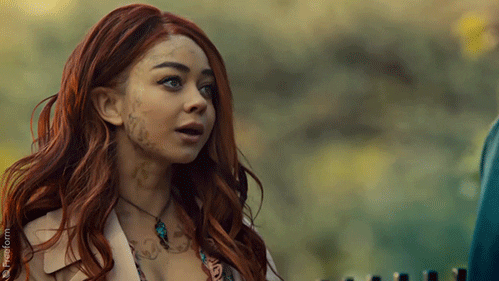 sarah hyland queen GIF by Shadowhunters