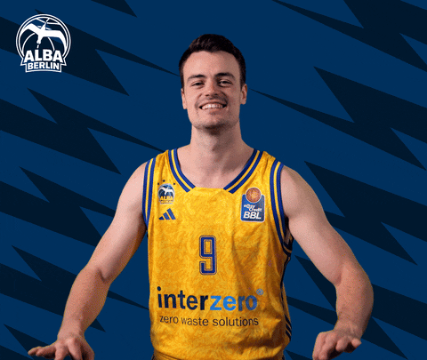 Basketball Jonas GIF by ALBA BERLIN