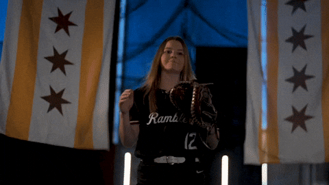 Nat Lesnicki GIF by LoyolaRamblers