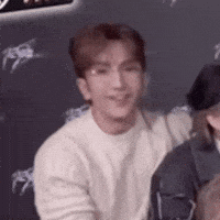 Ansonlo GIF