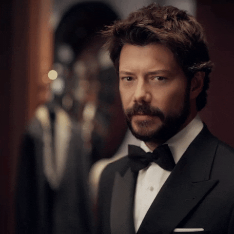 Alvaro Morte Wow GIF by El Corte Inglés