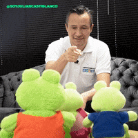 JulianCastiblanco-IMK marketing whatsapp conversion vicente GIF