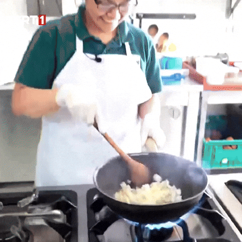 Dinner Cooking GIF by TRT
