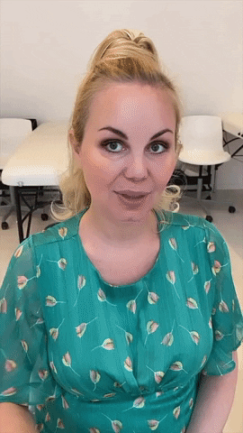 Lesley-Ann giphygifmaker beauty dermaroller lapoppe GIF