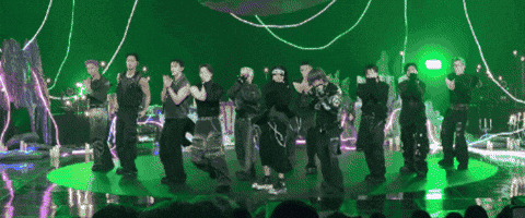 Performance Korean GIF