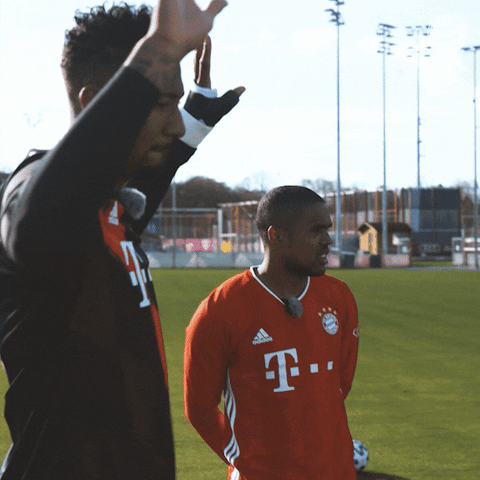 Happy Champions League GIF by FC Bayern Munich