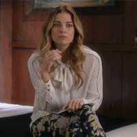 Schitts Creek Reaction GIF by CBC