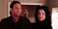 Lorelai Gilmore GIF
