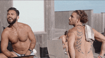 Tv Show Reaction GIF by LogoTV
