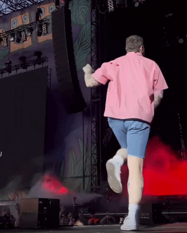 giphy.gif?cid=5e214886ef72700cbe4c3d09020c1eddad67d3e8a113d8e7&rid=giphy.gif&ct=g