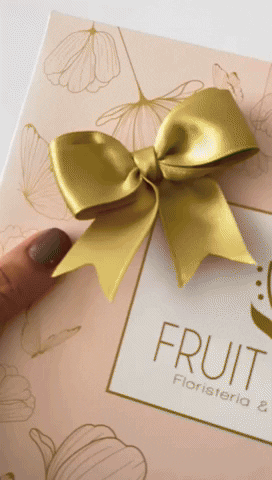 Fresas Con Chocolate GIF