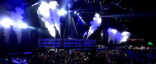 Stage GIF - Find & Share on GIPHY