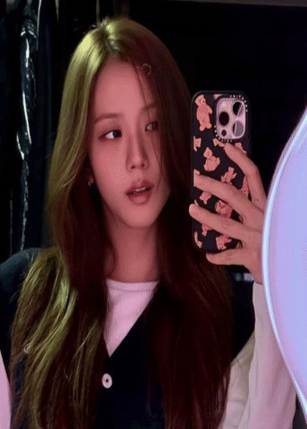 Jisoo GIF