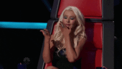 giphy.gif?cid=8fc3c8975d192aa46e626e7951