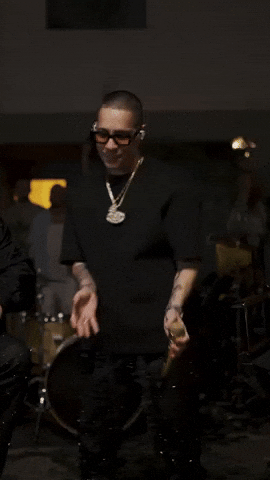 Los Lobos Dancing GIF by Ganda Entertainment