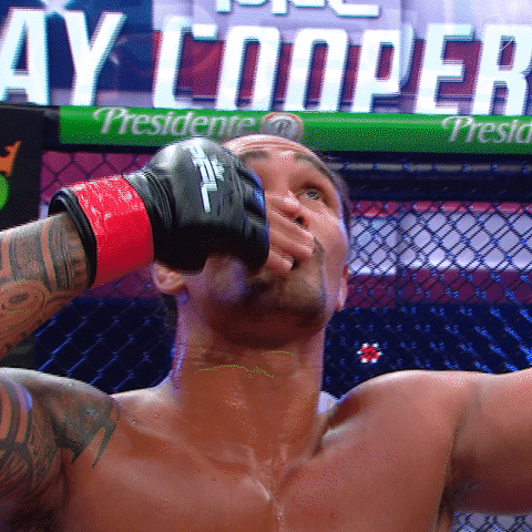 Ray Cooper Blow Kiss GIF by PFL