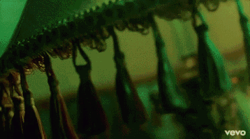 200.gif?cid=fc005b08df428489169080bff5498149ce8edaf56cc3ec74&rid=200.gif&ct=g