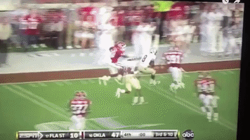 dylanreadfrontiercom ou football GIF