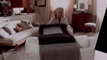 how to lose a guy in 10 days furniture GIF