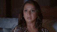 maya rudolph bebiendo GIF por Sisters
