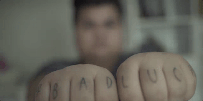 tvtropico trans serie tv canal futura diz aÃ­ fronteiras GIF