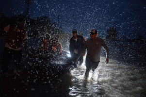 usa natural disasters GIF by euronews