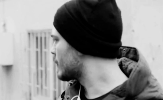 anianiani  GIF