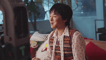 G-Dragon Mcdonalds GIF