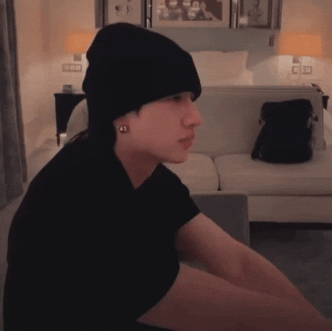 Cry Stray Kids GIF
