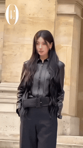Bae Suzy GIF