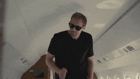 Alexander Skarsgard Kiss GIF by SuccessionHBO