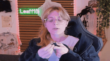 Crache GIF