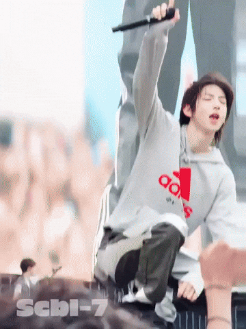 Juhoon Jju GIF